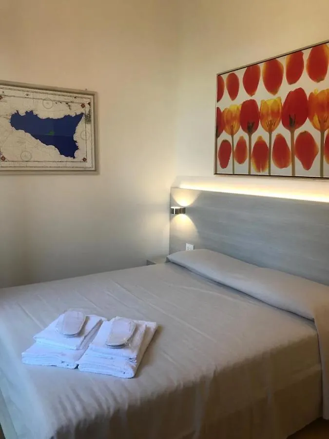 B&B Da Bibi Palermo 2*,  Italy